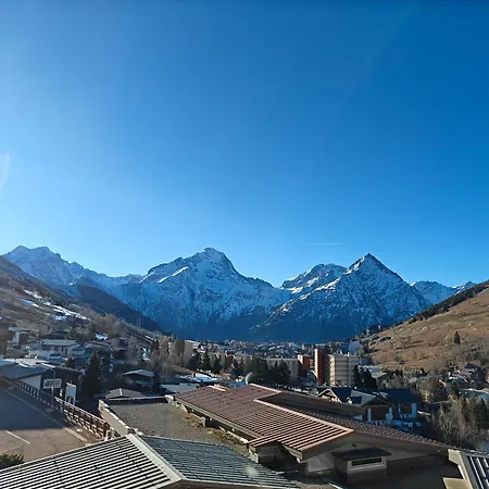 Au Pied Des Pistes Avec Superbe Vue